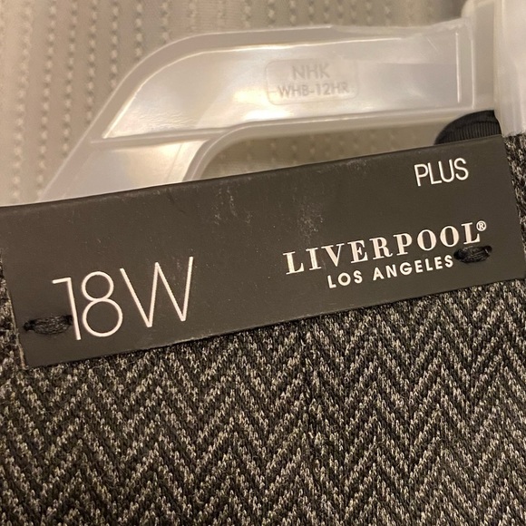 30% off w ♥️ NWT LIVERPOOL Viscose Trouser Stretch Pull-on Pants Women's 16W #48 - Picture 5 of 12